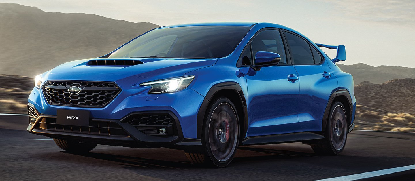 Detalle de tecnología híbrida Suzuki en taller