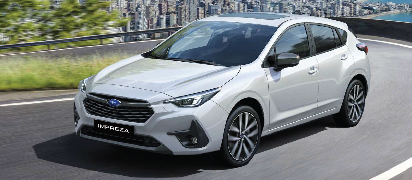 Familia disfrutando un test drive en ruta